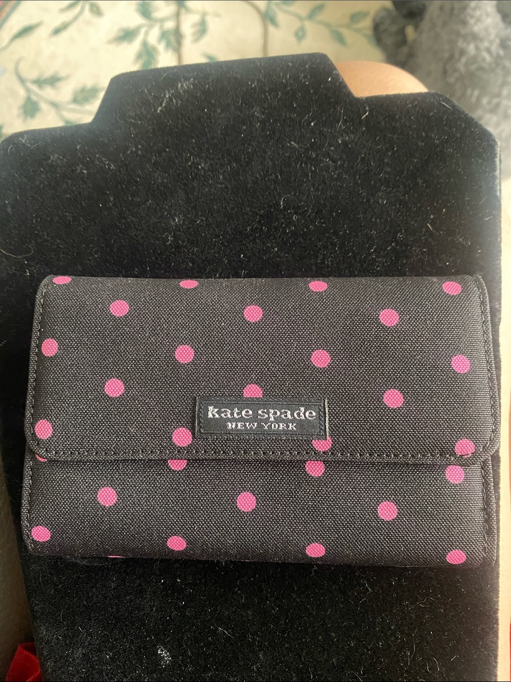 kate spade black wallet with pink polka dots